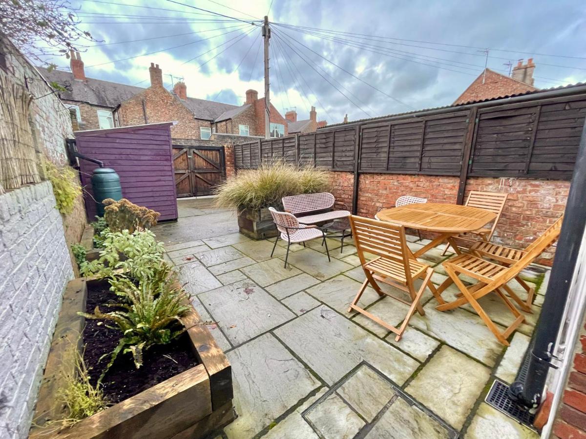 Villa Woodvale York Esterno foto